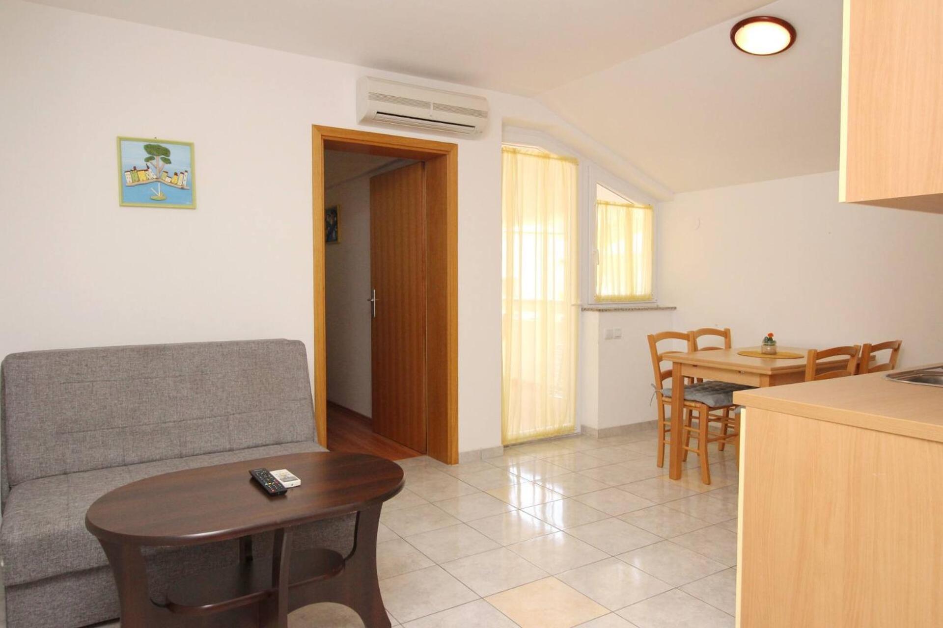 Apartments Knezevic-Pavlic Baška Buitenkant foto